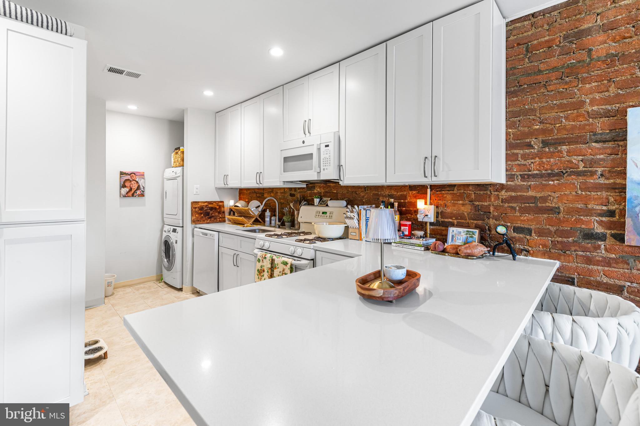 1152 S 11TH STREET