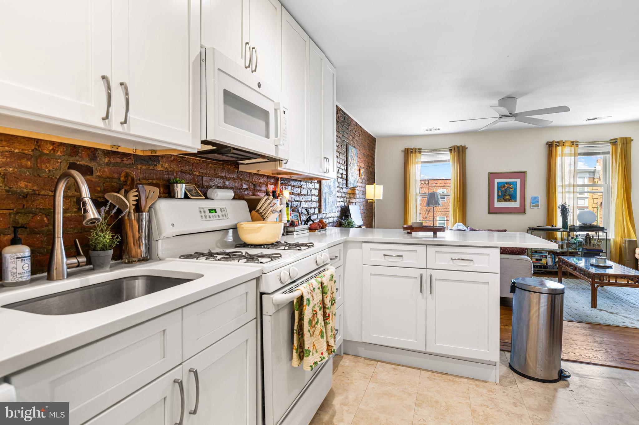 1152 S 11TH STREET