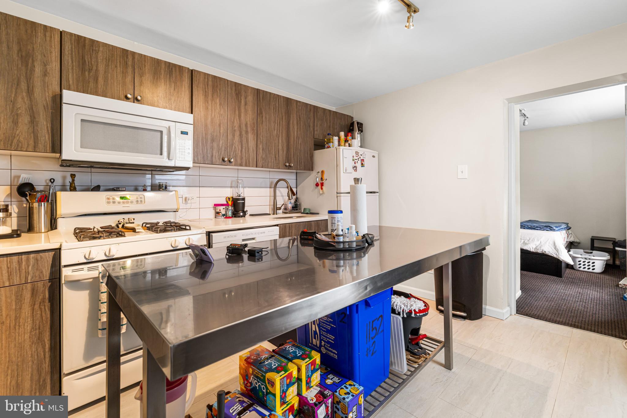 1152 S 11TH STREET