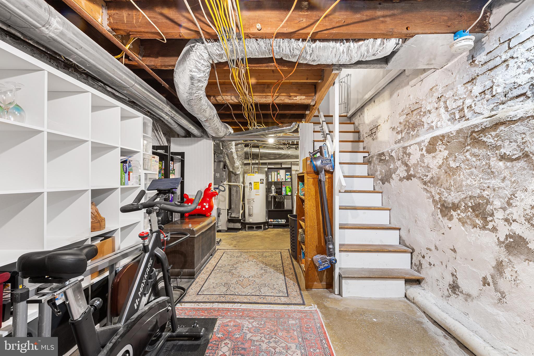 2625 SEPVIVA STREET