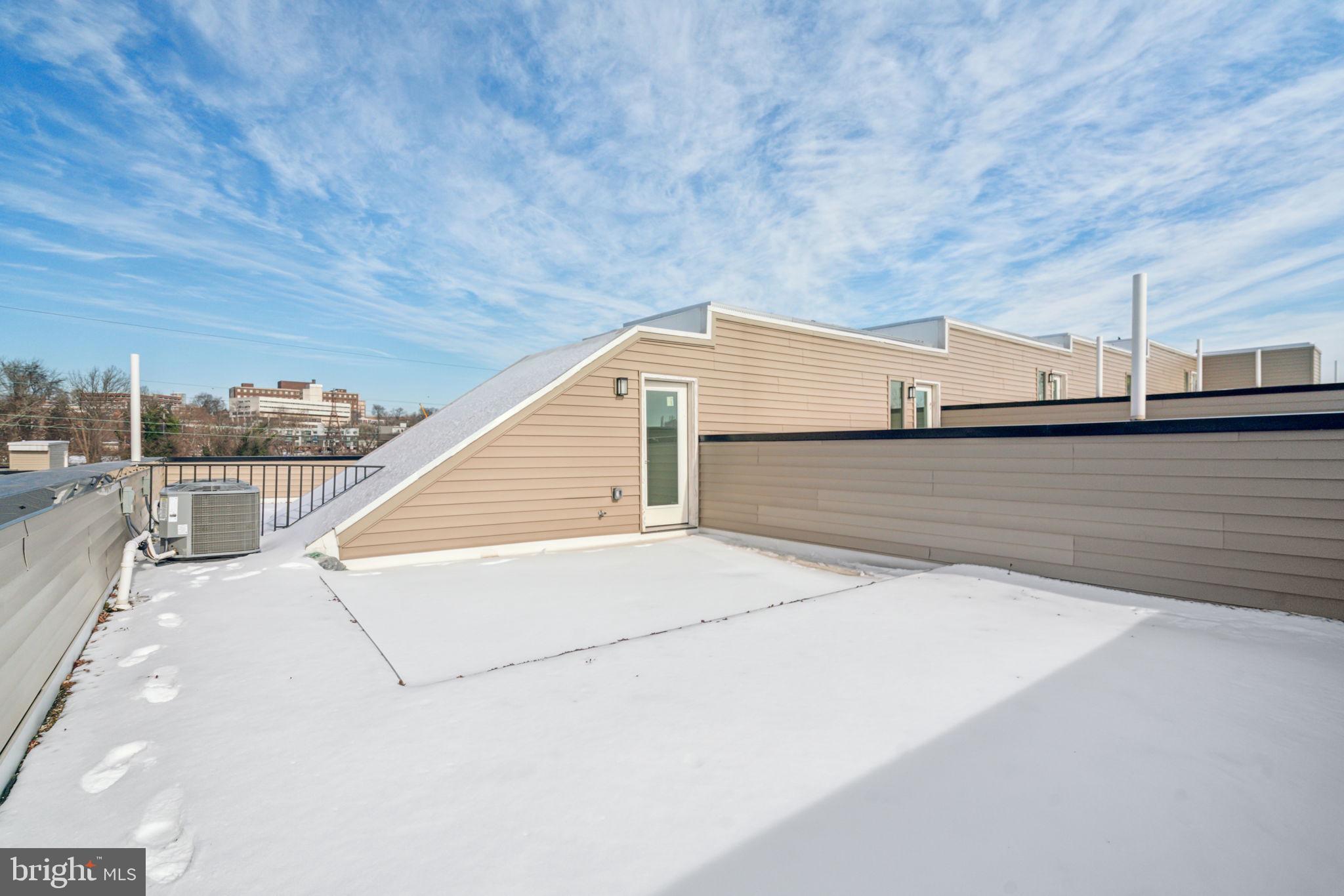 3205 N 35TH STREET 6