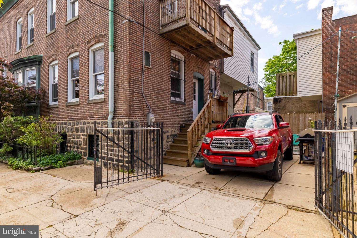 328 N 39TH STREET