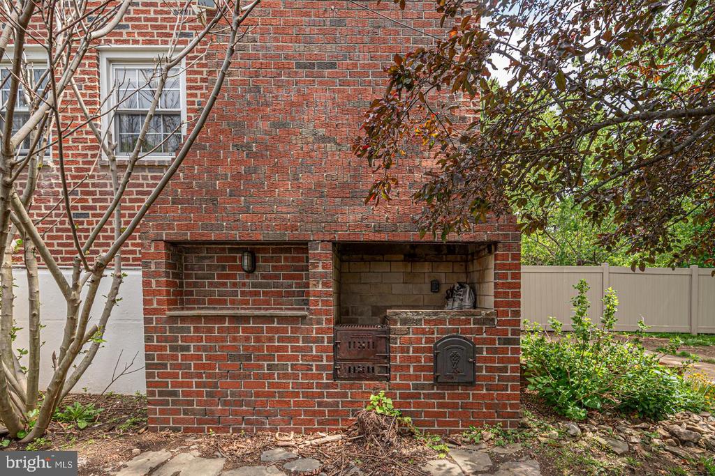 786 HILL ROAD