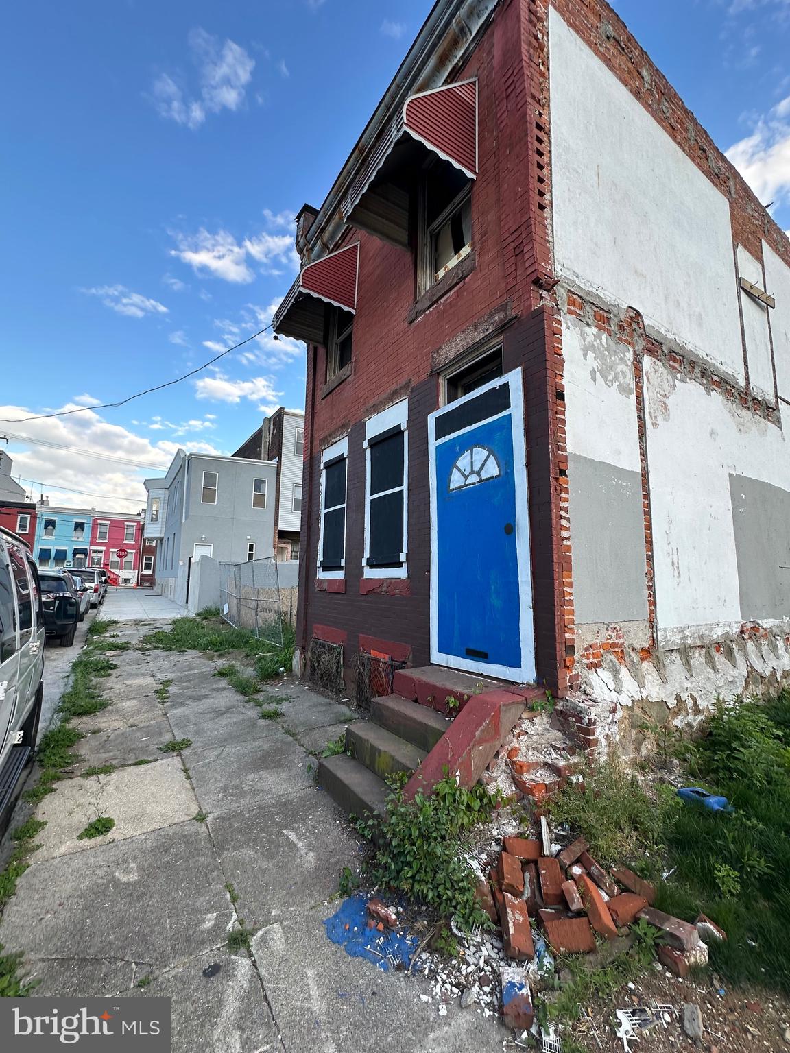 1014 W COLONA STREET