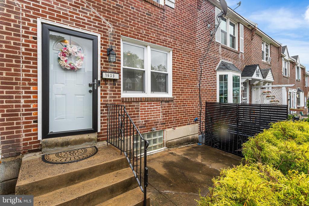 1639 ASHURST ROAD