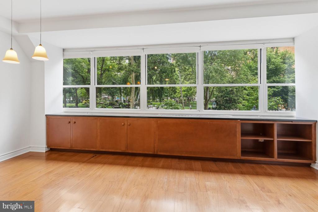1810 RITTENHOUSE SQUARE 1810-16 212
