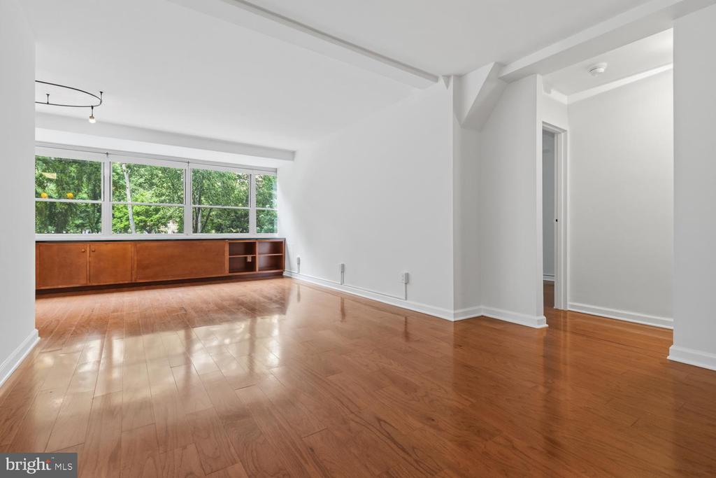 1810 RITTENHOUSE SQUARE 1810-16 212