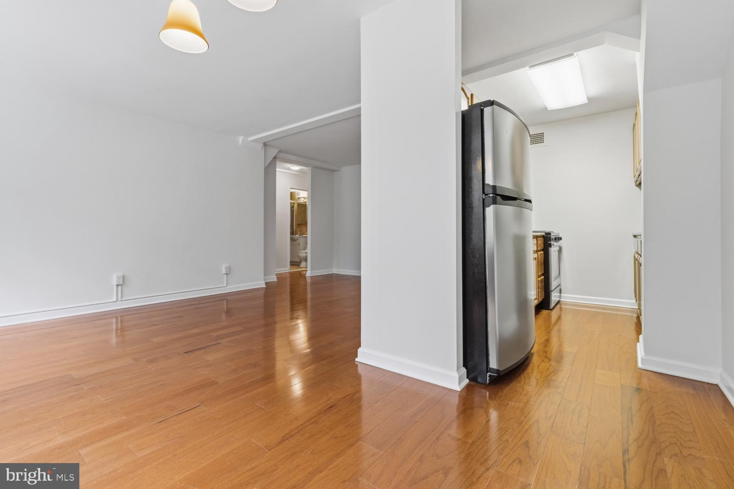 1810 RITTENHOUSE SQUARE 1810-16 212