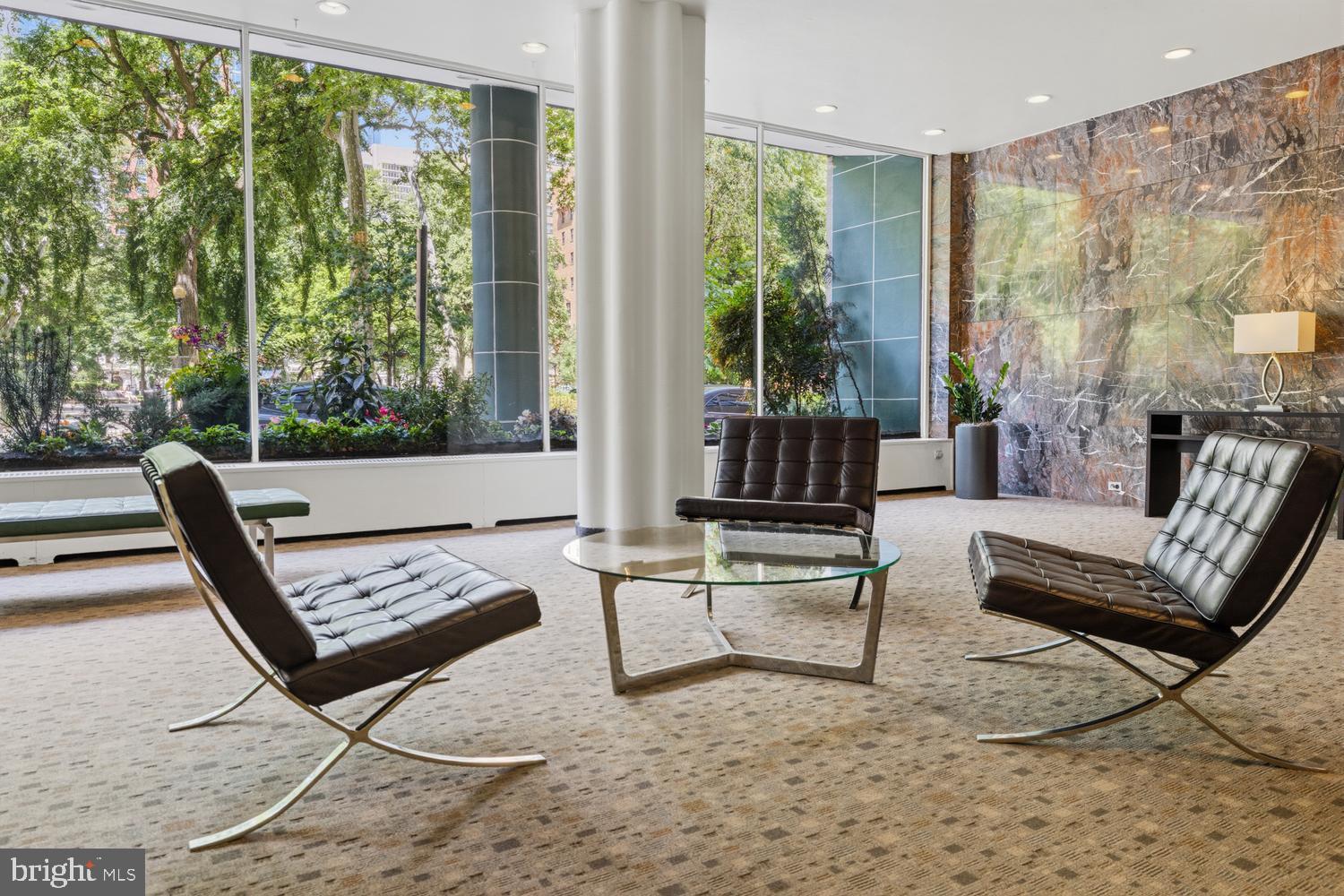 1810 RITTENHOUSE SQUARE 1810-16 212