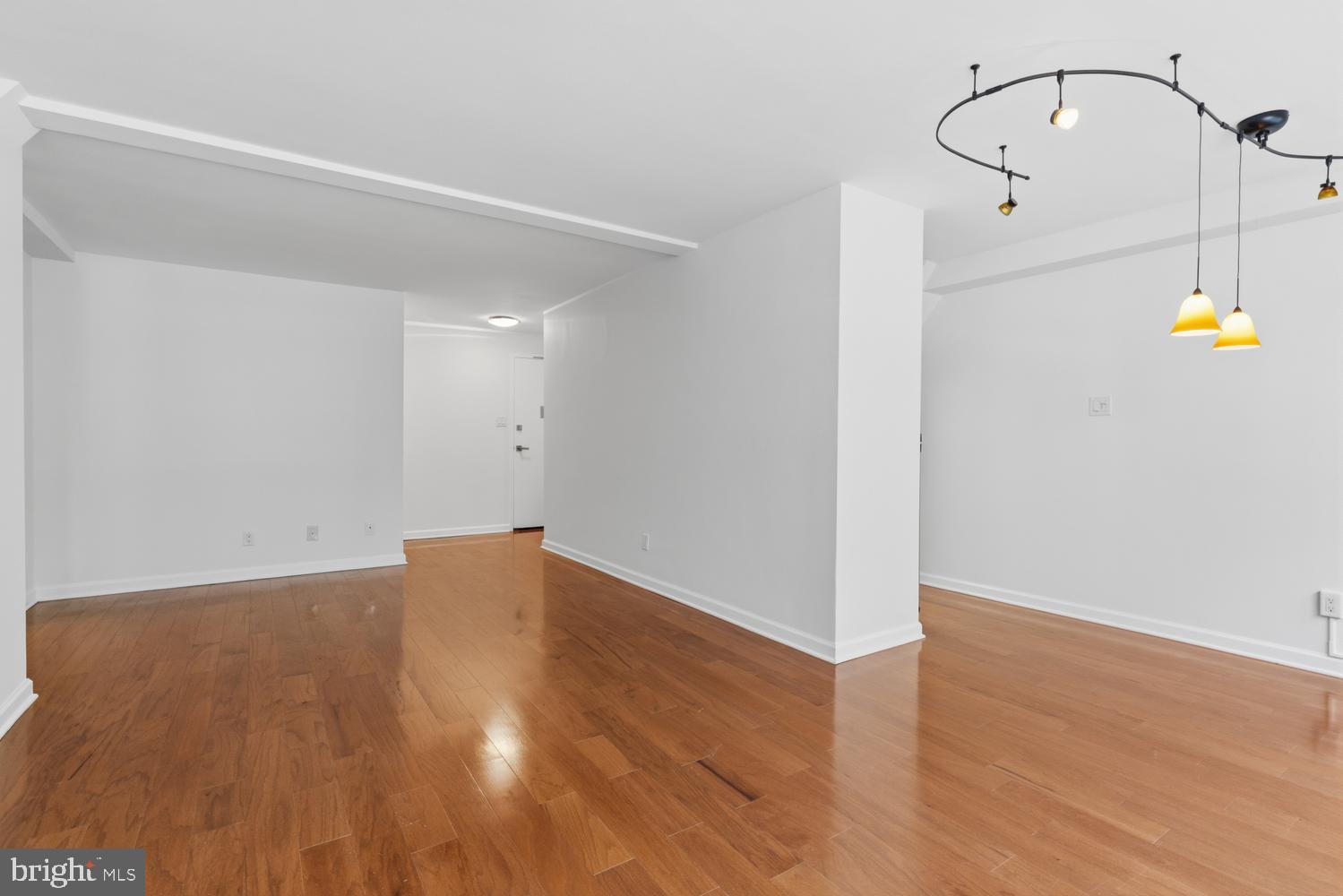 1810 RITTENHOUSE SQUARE 1810-16 212