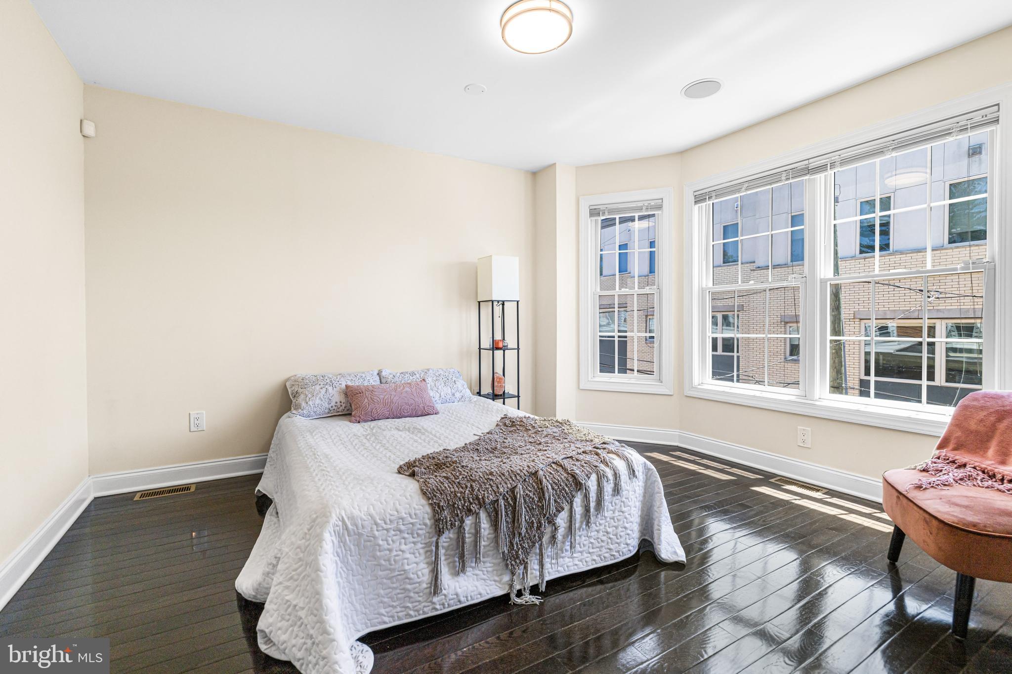 308 DUPONT STREET