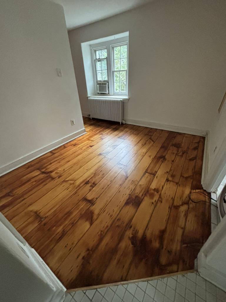 23 W WALNUT LANE 3