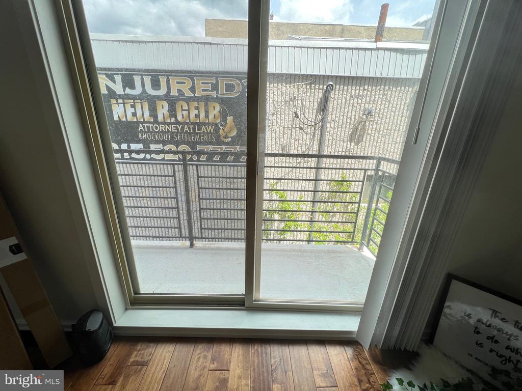 1441 BROWN STREET Unit: 2