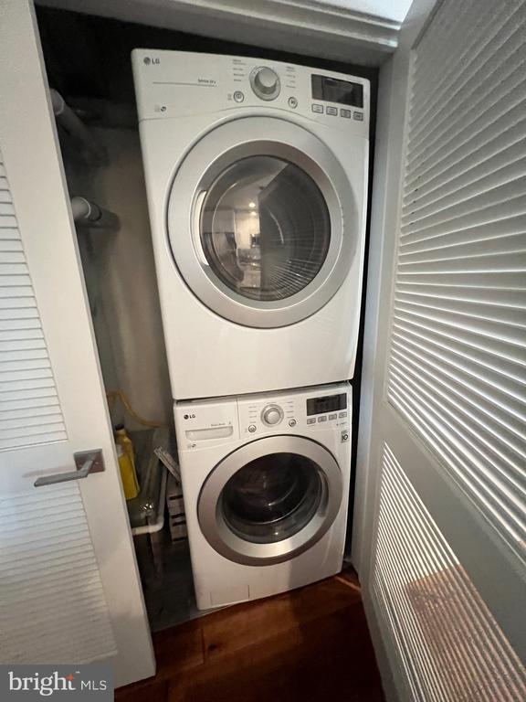 1441 BROWN STREET Unit: 2