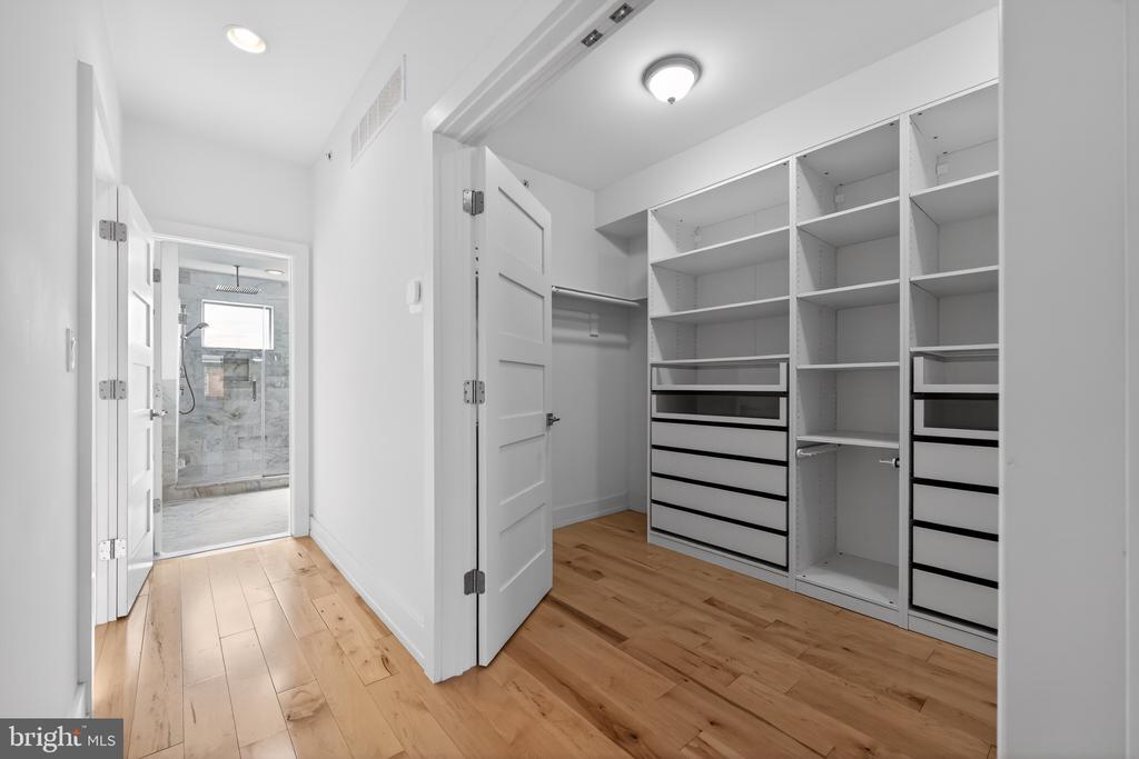 973 N 5TH STREET