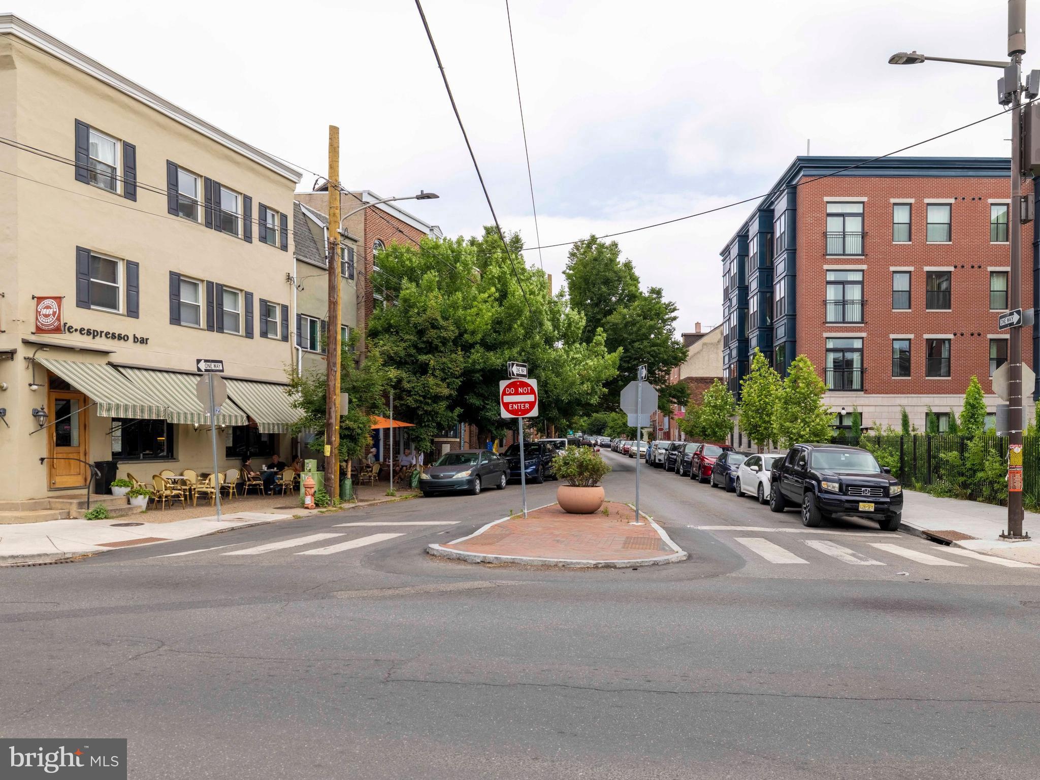 200 CHRISTIAN STREET 12
