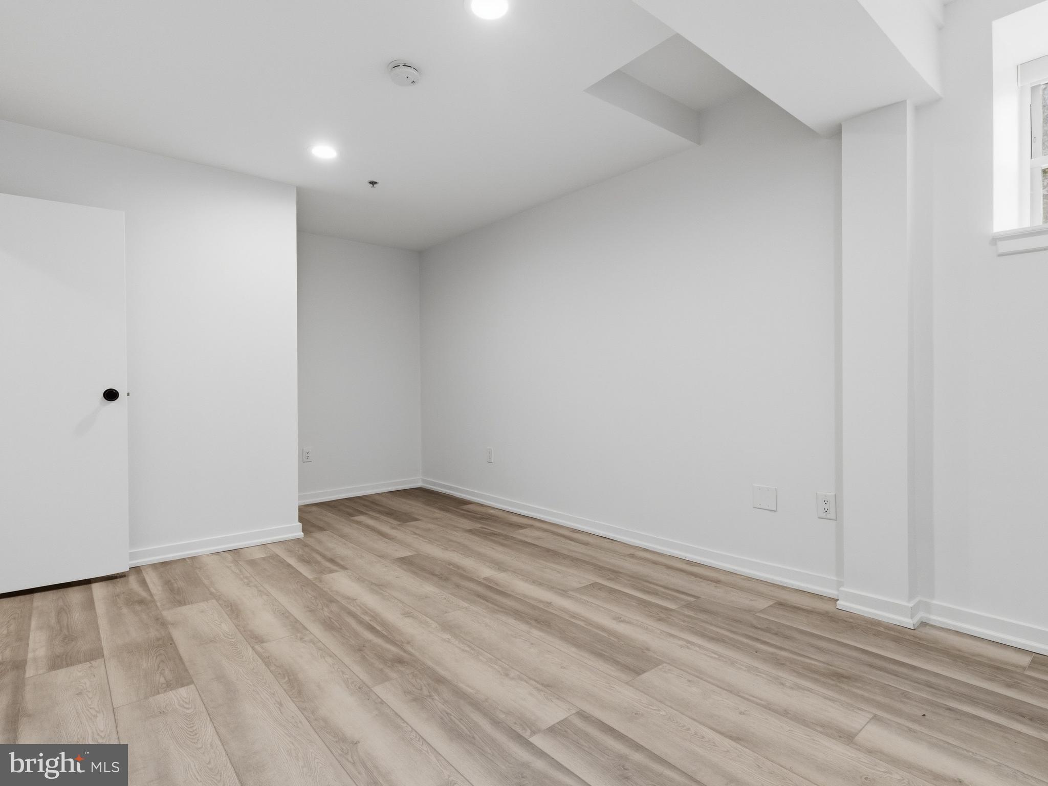 200 CHRISTIAN STREET 12