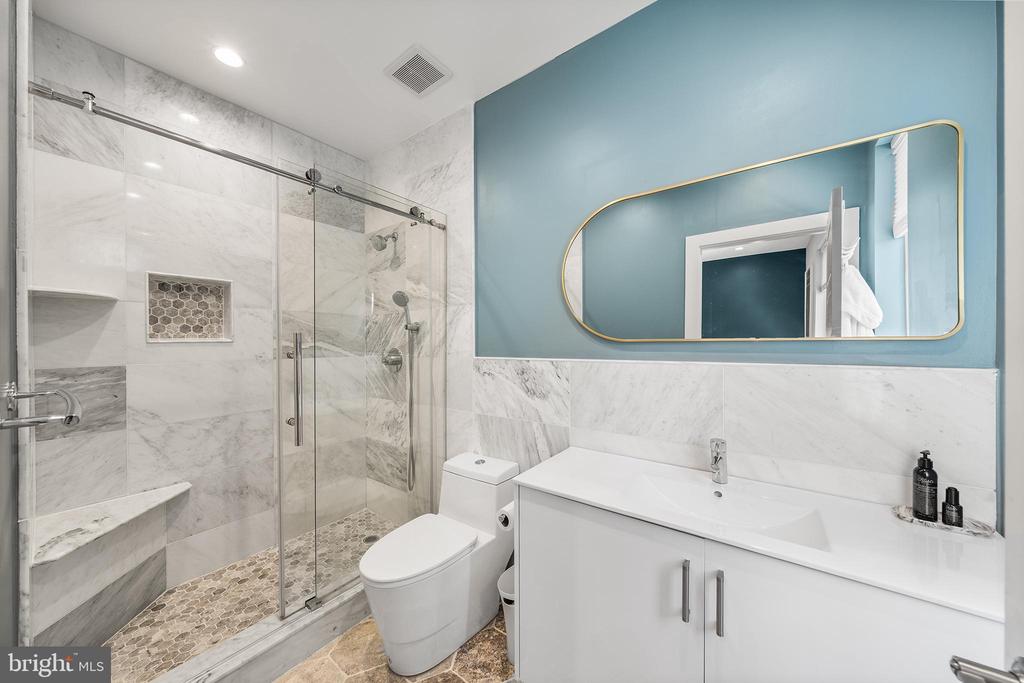 1405 FRANKFORD AVENUE 21 403