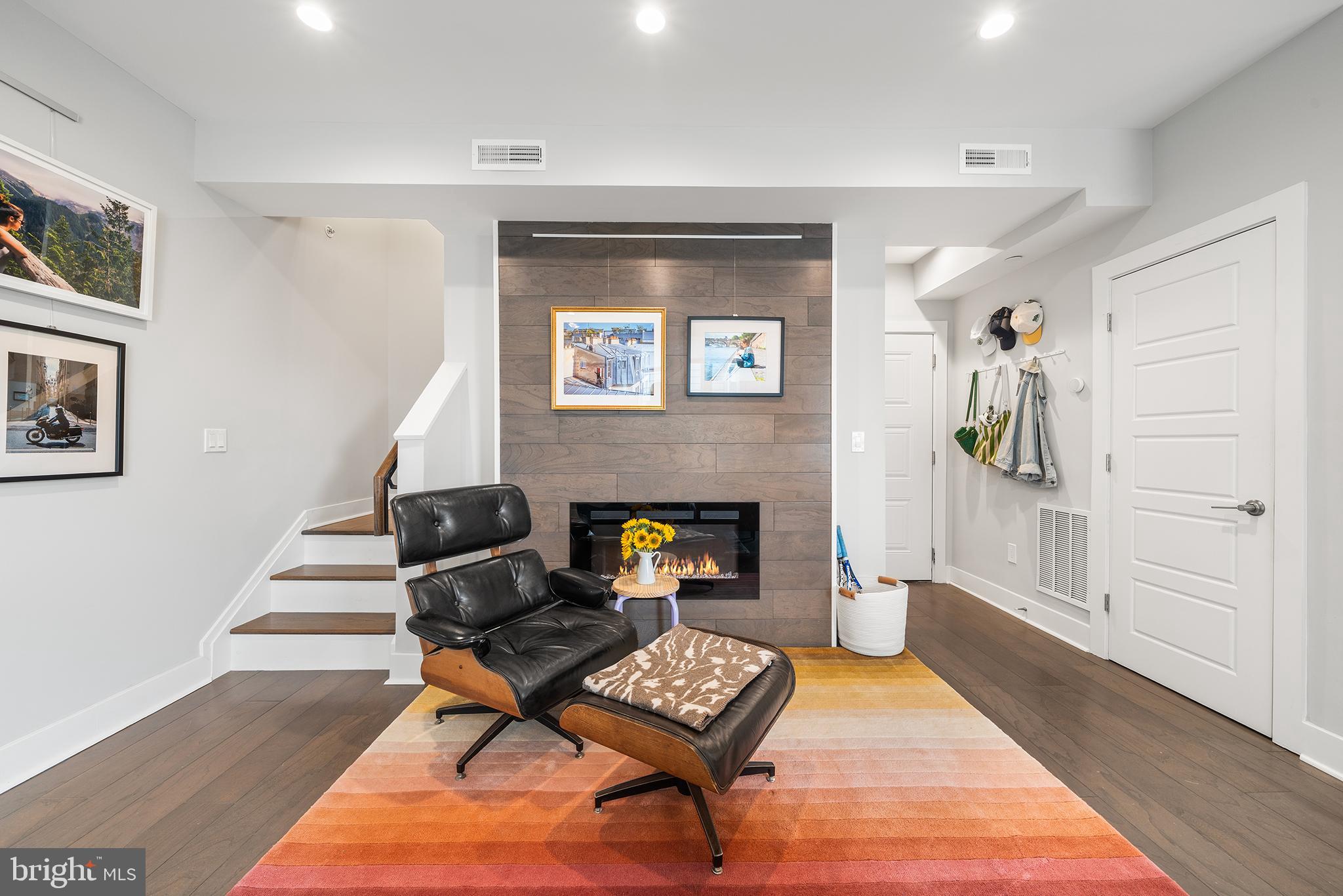1405 FRANKFORD AVENUE 21 403