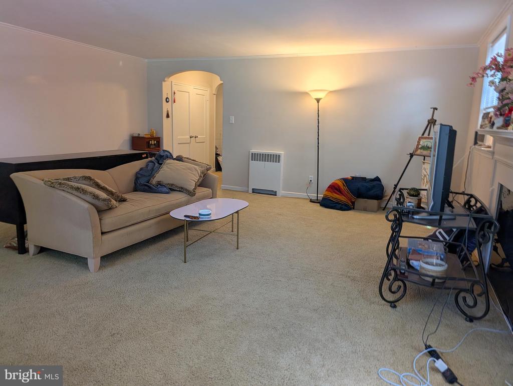 2433 N 50TH STREET 1ST FL