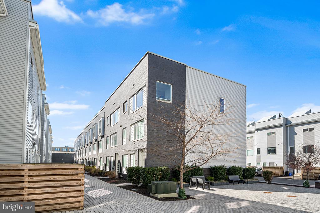 1640 N 5TH COURT #29A
