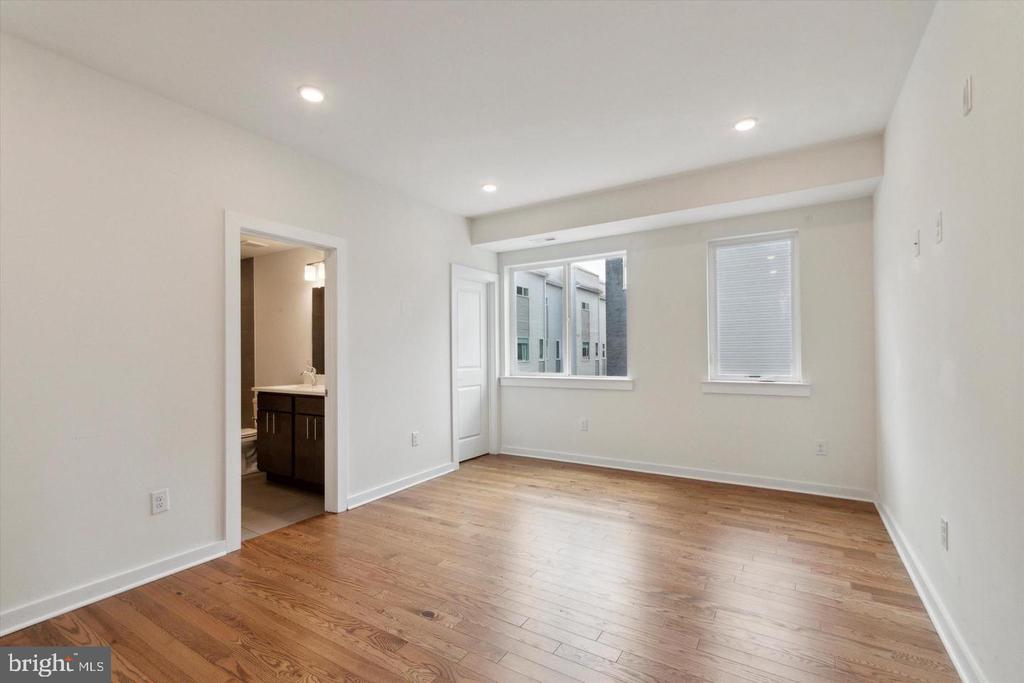 502 CECIL B MOORE AVENUE Unit: B