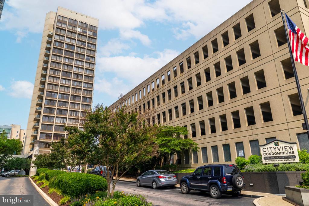 2001 HAMILTON STREET 1119