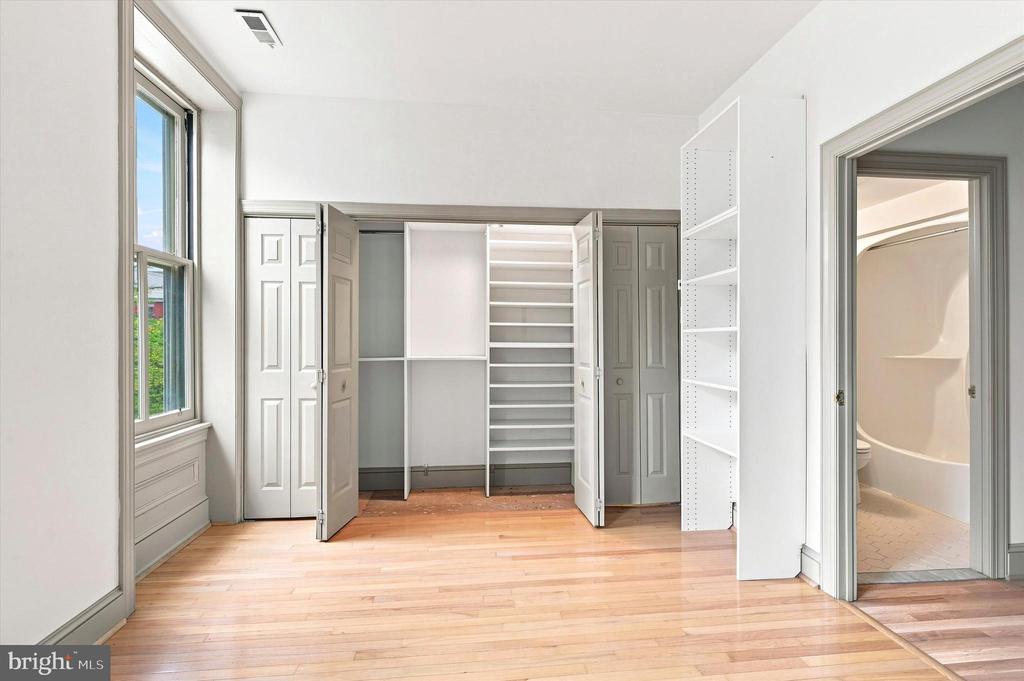 1529 GREEN STREET Unit: C