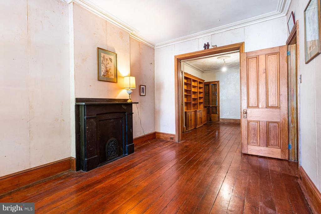 56 W PENN STREET
