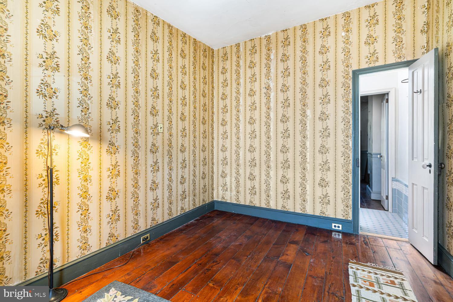 56 W PENN STREET