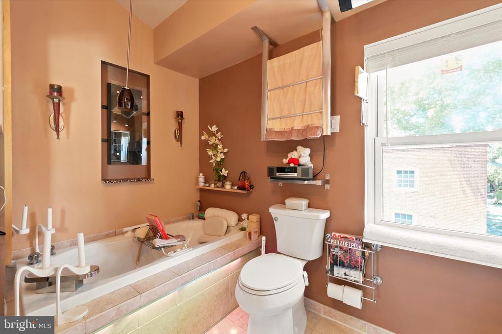 820 S 4TH STREET Unit: B