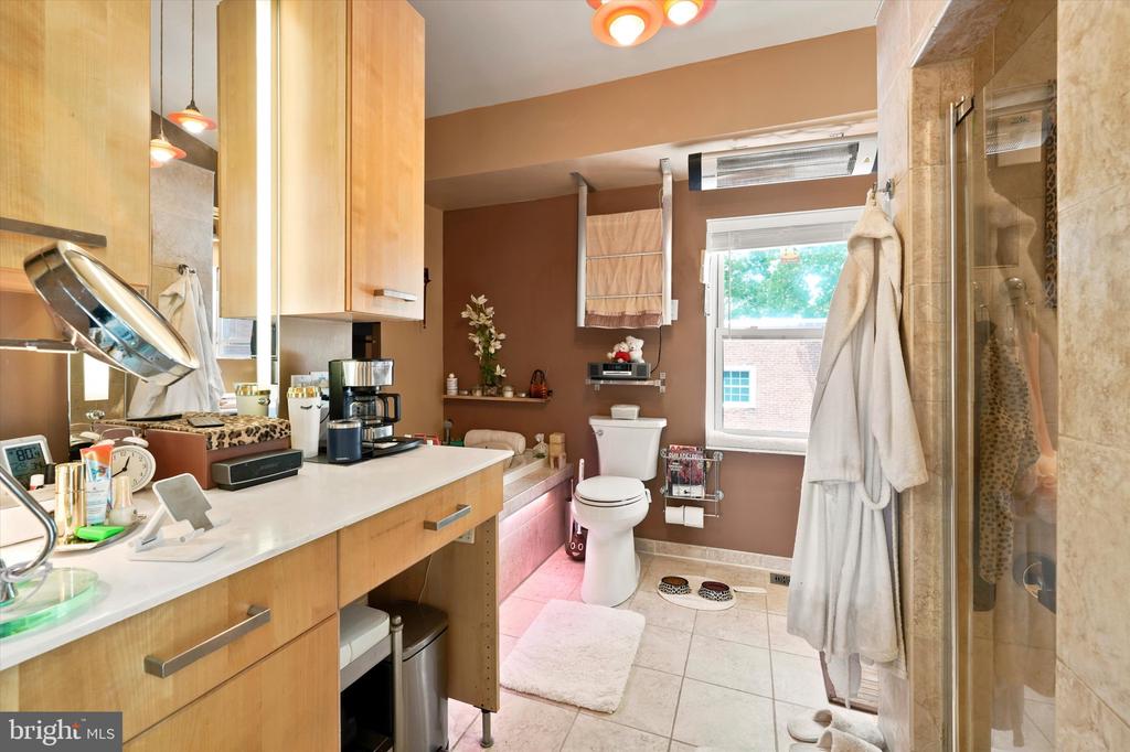 820 S 4TH STREET Unit: B