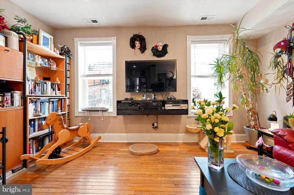 820 S 4TH STREET Unit: B