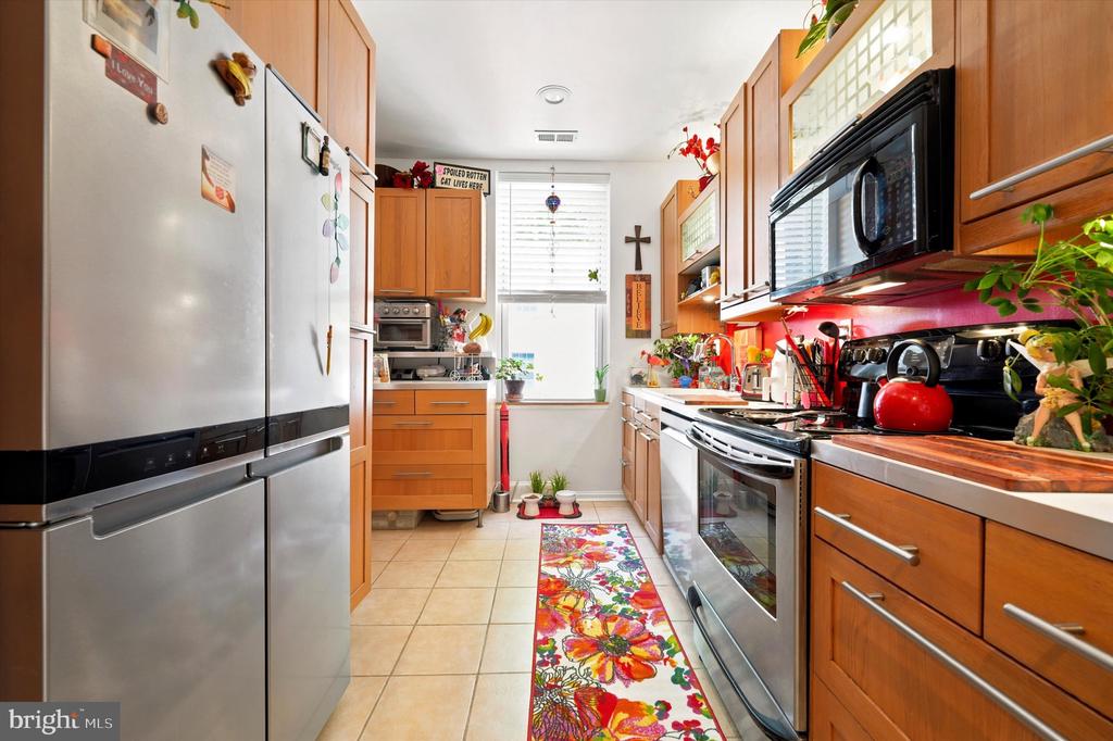 820 S 4TH STREET Unit: B