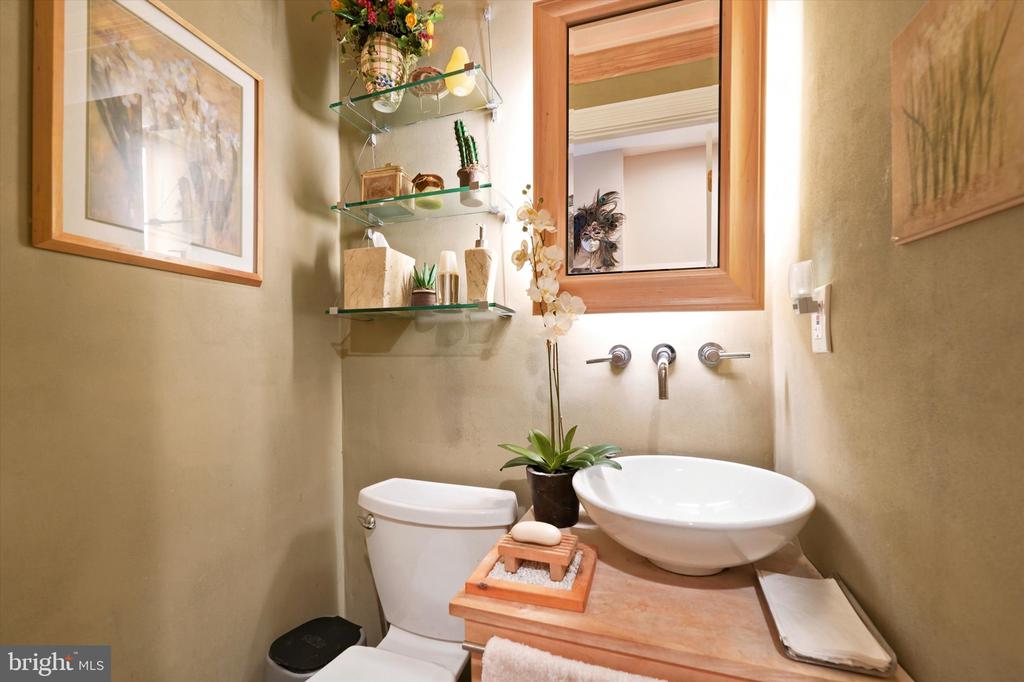 820 S 4TH STREET Unit: B