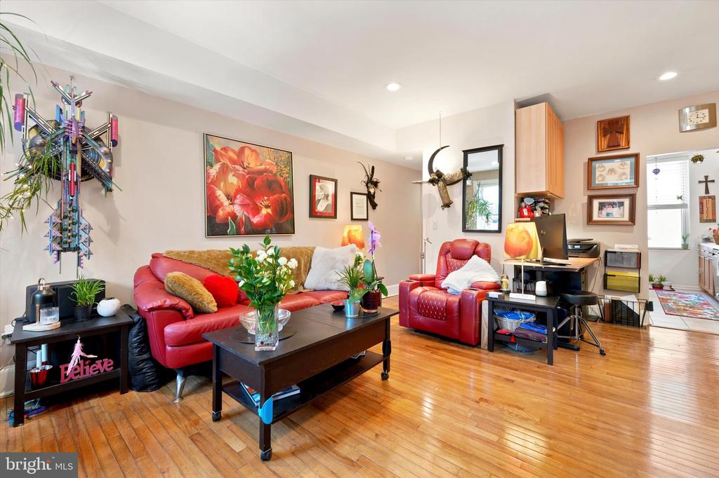820 S 4TH STREET Unit: B