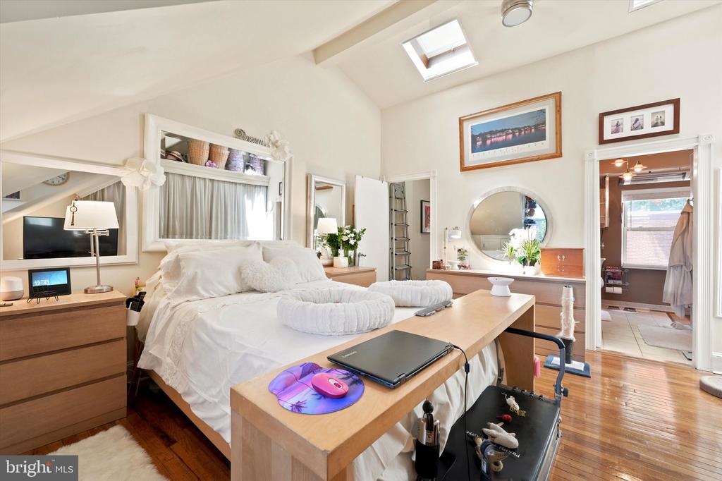 820 S 4TH STREET Unit: B