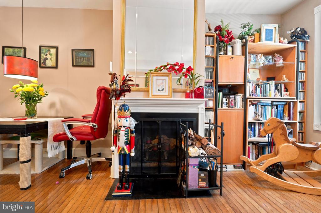 820 S 4TH STREET Unit: B