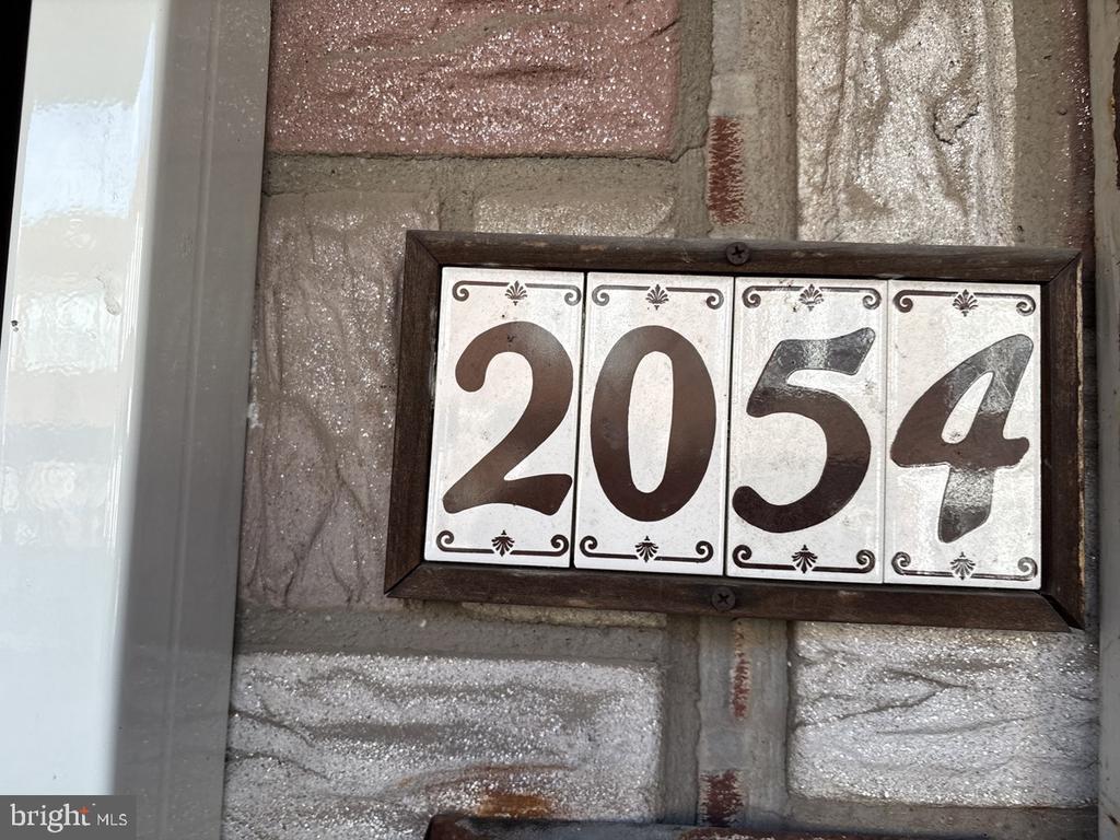 2054 ANCHOR STREET