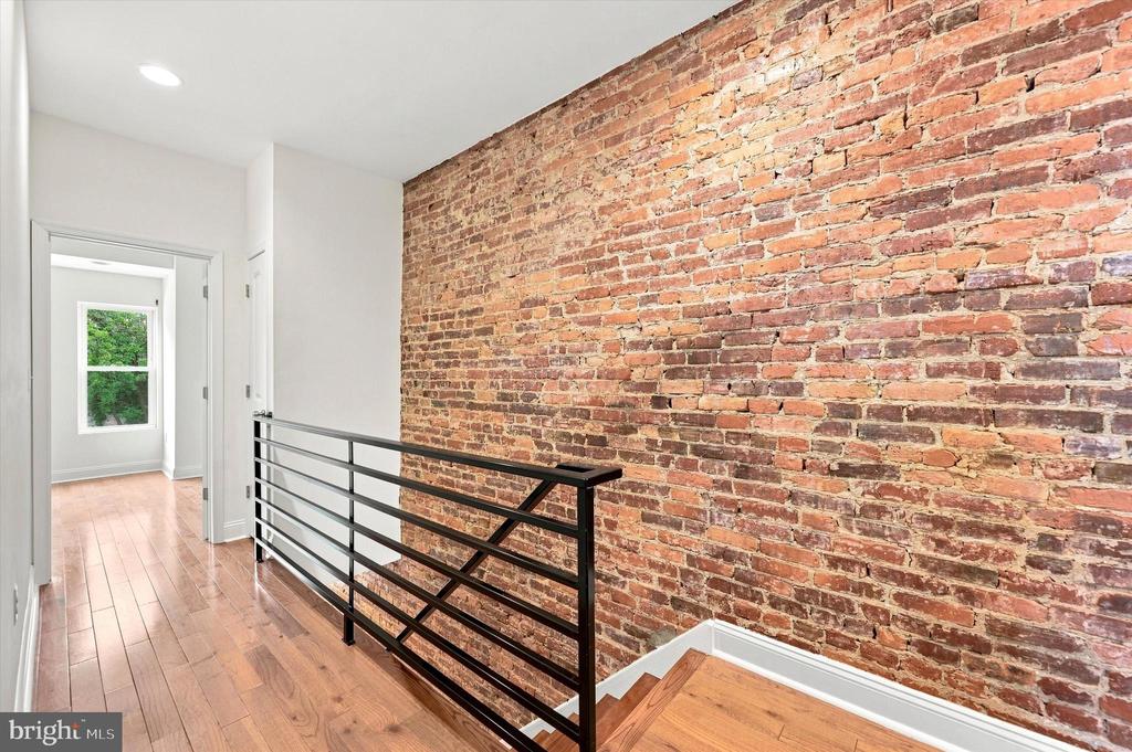 1027 S 50TH STREET