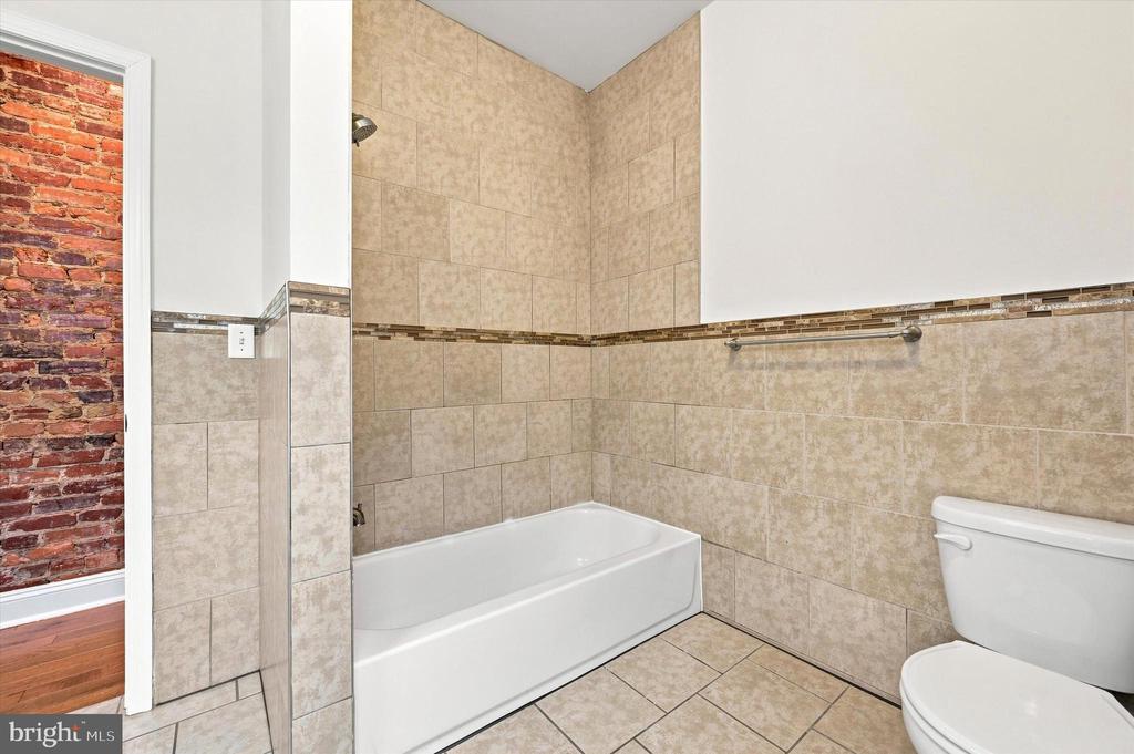 1027 S 50TH STREET