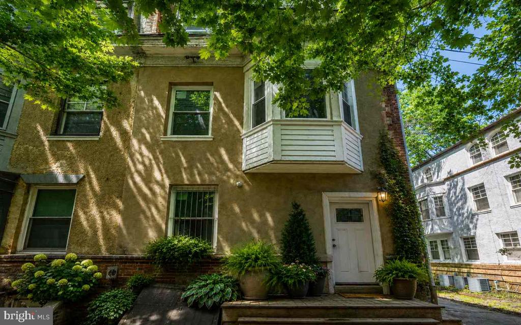 308 W UPSAL STREET