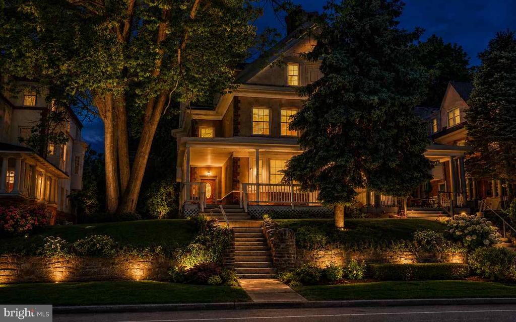 308 W UPSAL STREET