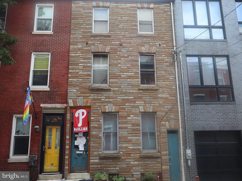 969 N RANDOLPH STREET