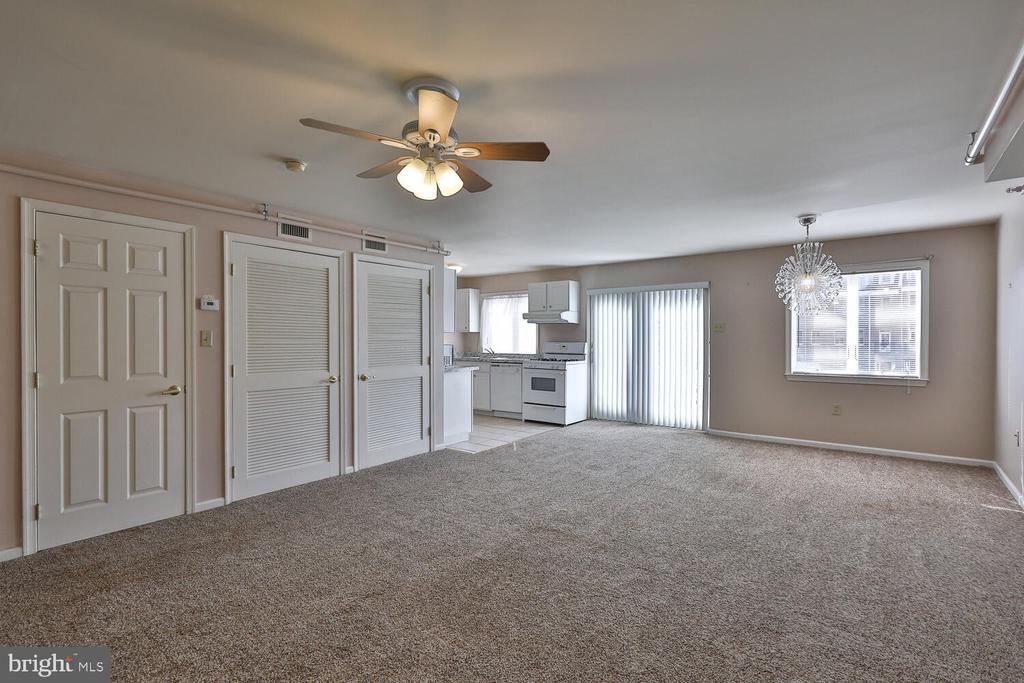 126-128 LEAGUE STREET Unit: 2