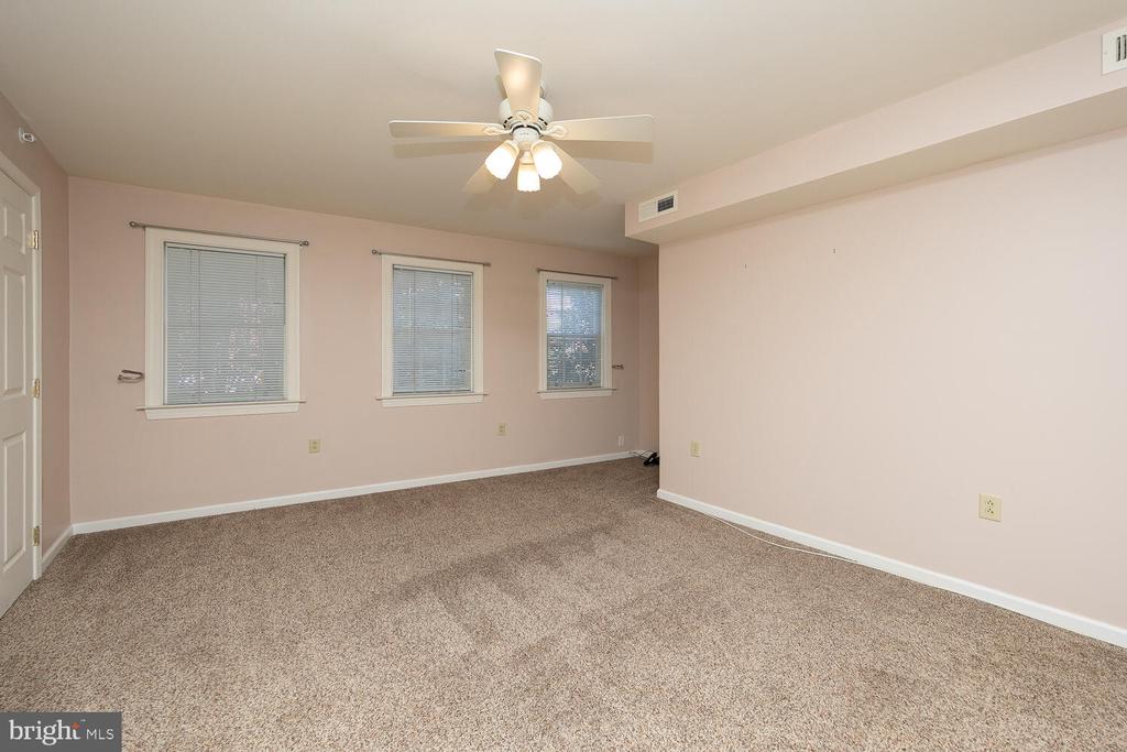 126-128 LEAGUE STREET Unit: 2