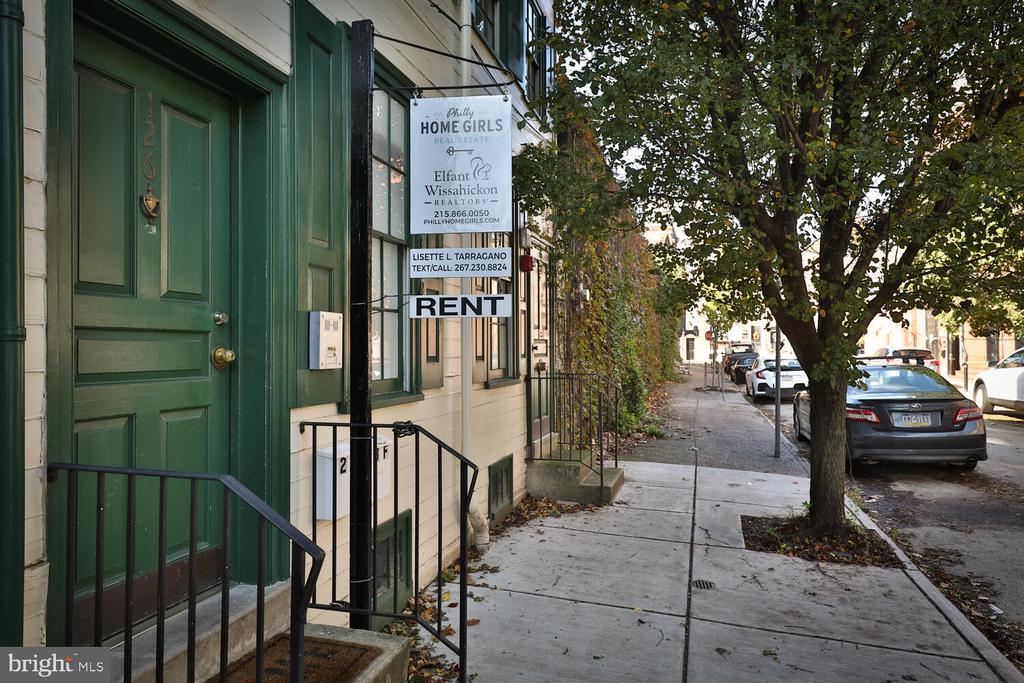 126-128 LEAGUE STREET Unit: 2