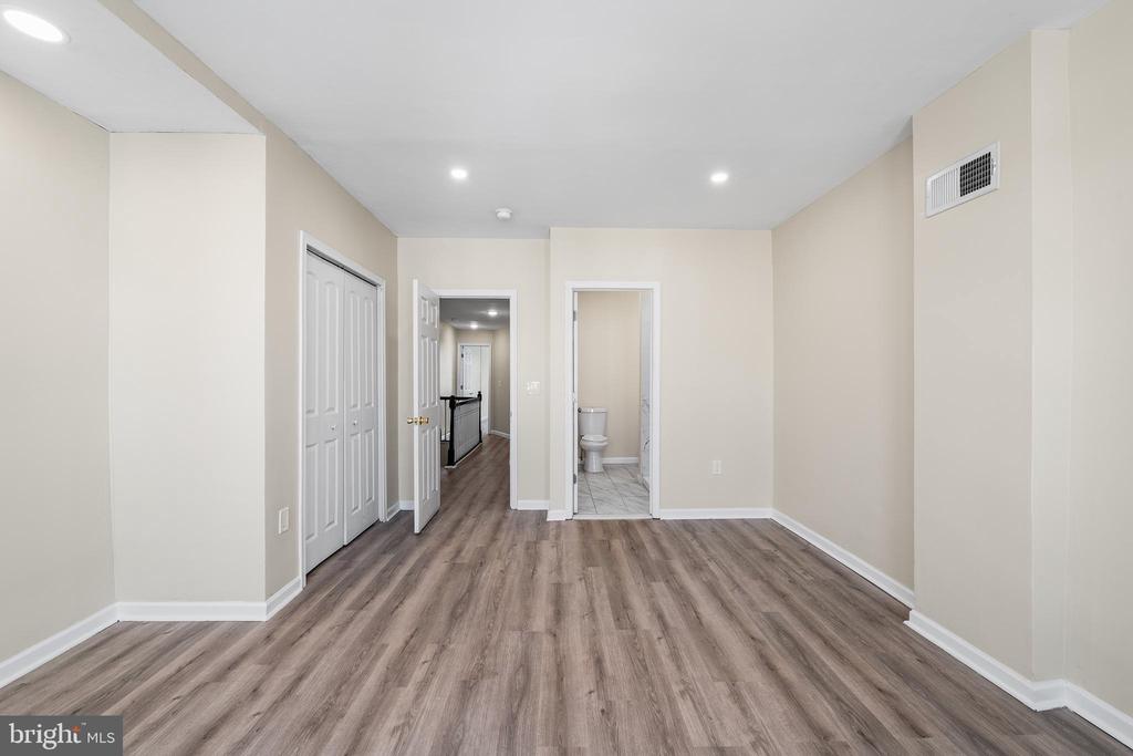 2003 S 7TH STREET Unit: 2