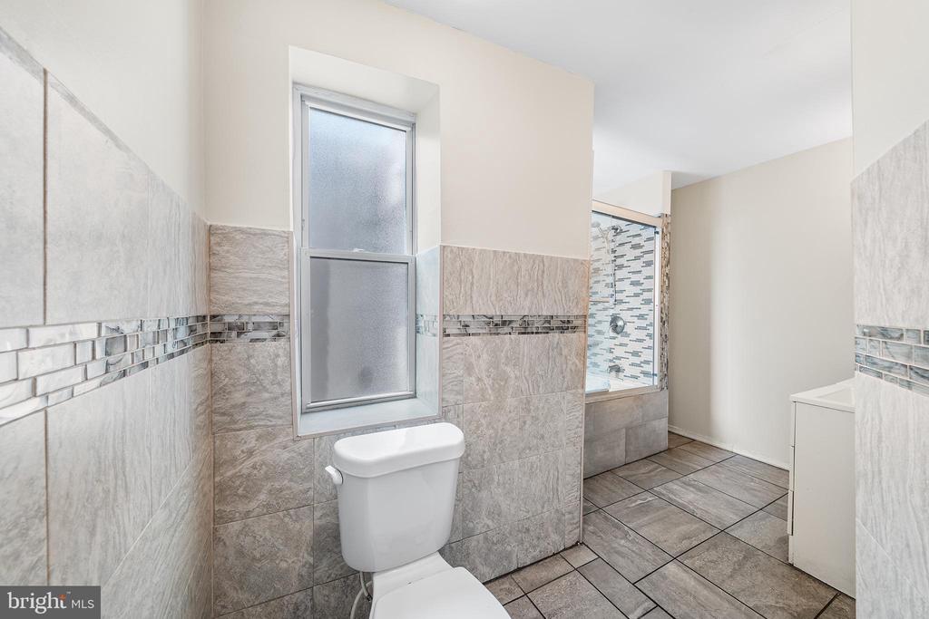 2003 S 7TH STREET Unit: 2