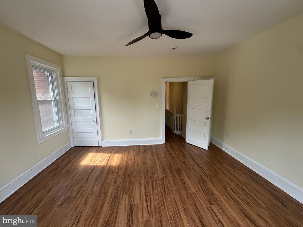 437 W ROOSEVELT BOULEVARD